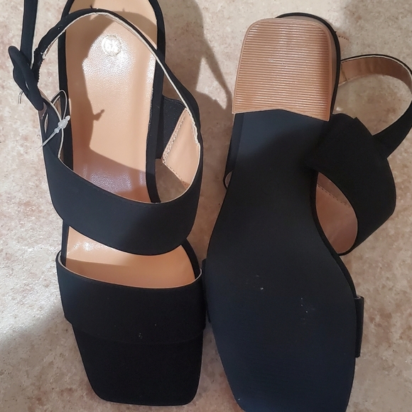 My Soft Black Sandals - Picture 2 of 5
